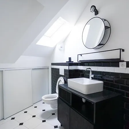 Magnificent And Bright Apartment In Paris Апартаменты Париж